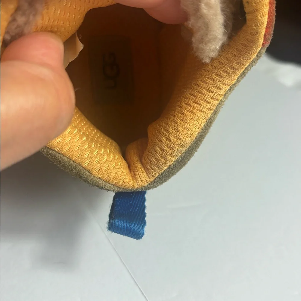 UGG| UGG kid’s hiking/ walking boots size 1. Color tan/blue/red.